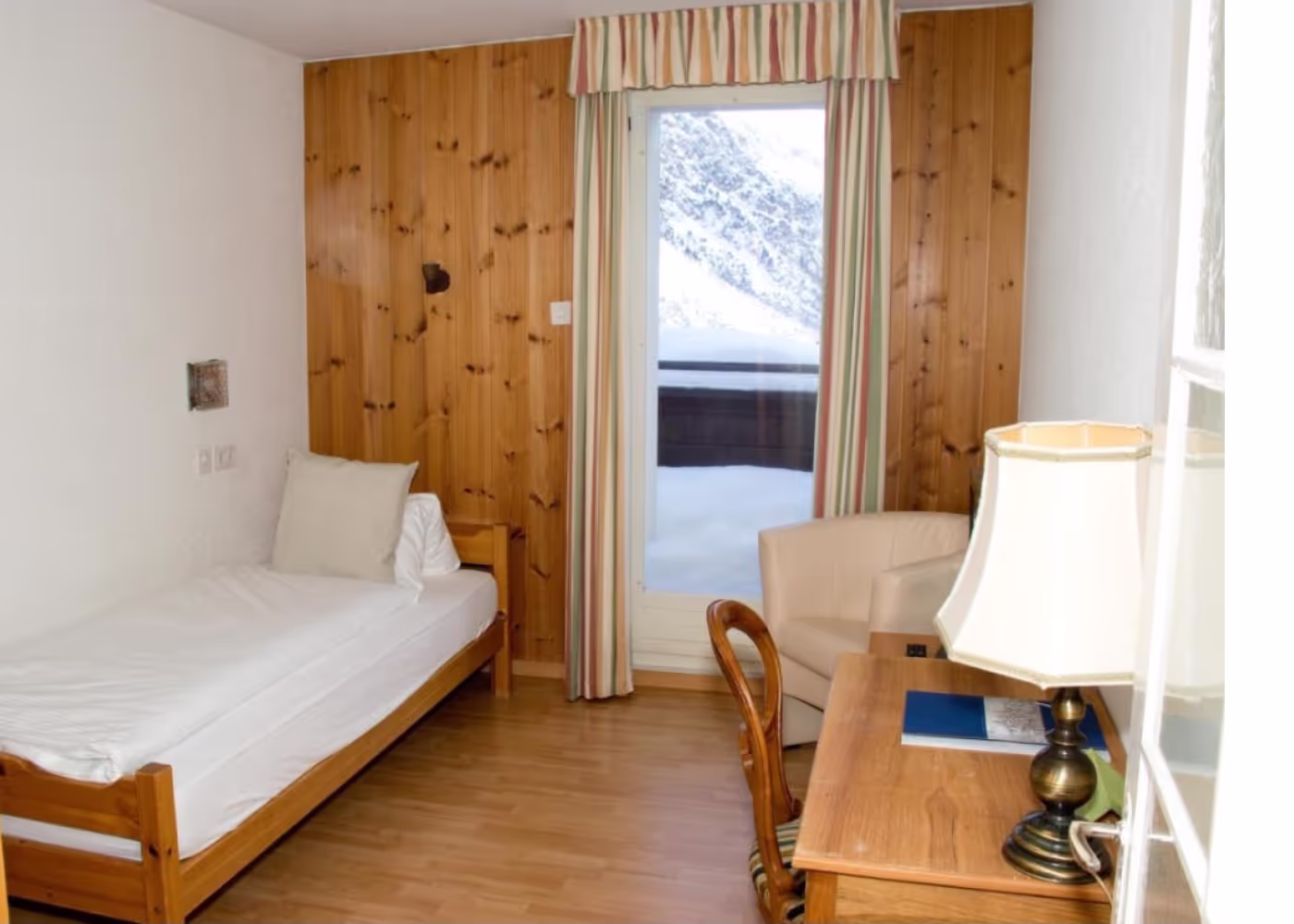 Einzelzimmer im Chamanna Bed & Breakfast Arosa, Aufnahme 4 von 5