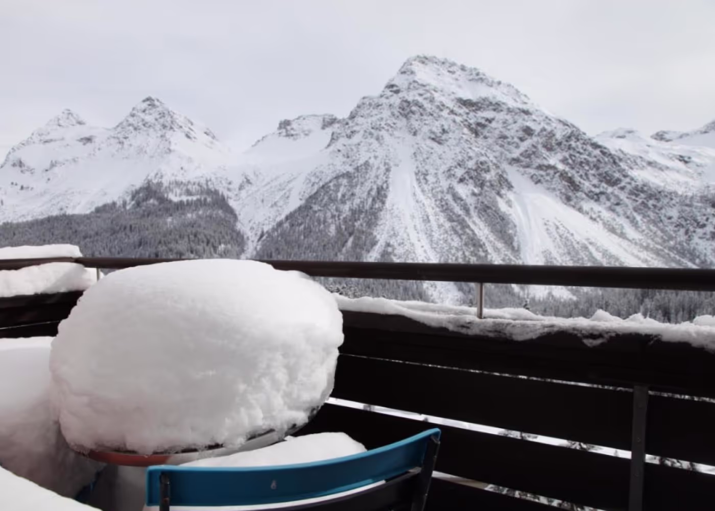 Studio mit Balkon im Chamanna Bed & Breakfast Arosa, Aufnahme 2 von 5